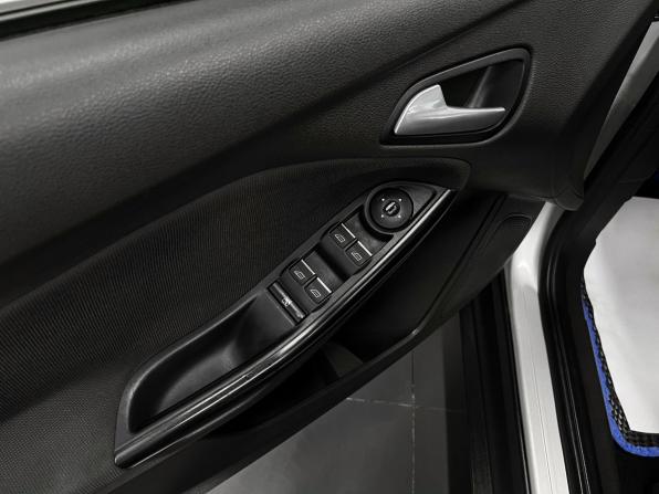 Ford Focus III с пробегом 2014 года, цена 630 000 рублей, 183472 км, хэтчбек, Автокод Объявления