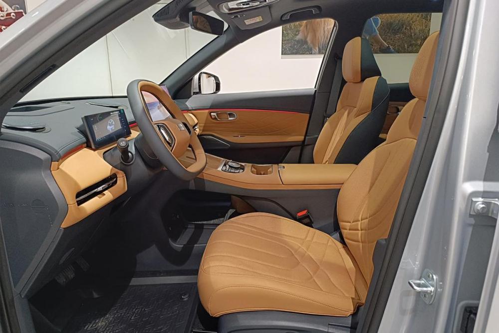 Geely EX5 EM-i Москва  - изображение 6