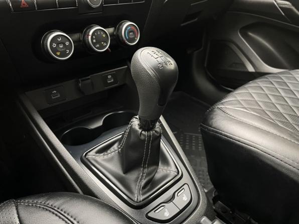 Lada (ВАЗ) Vesta I Рестайлинг (NG) с пробегом 2023 года, цена 1 300 000 рублей, 25599 км, седан, Автокод Объявления