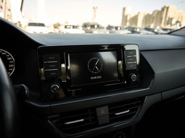 Volkswagen Polo VI с пробегом 2021 года, цена 1 647 000 рублей, 92578 км, лифтбек, Автокод Объявления