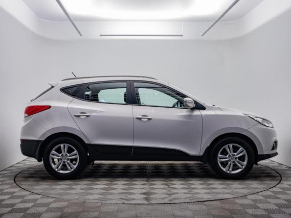 Hyundai ix35 I с пробегом 2012 года, цена 1 215 000 рублей, 126473 км, внедорожник, Автокод Объявления