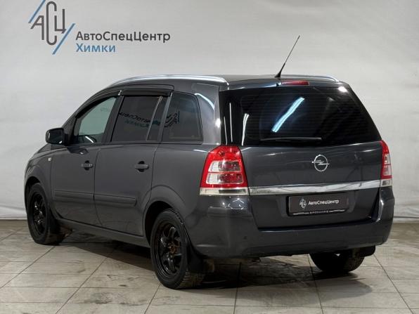 Opel Zafira B Рестайлинг с пробегом 2011 года, цена 799 800 рублей, 132000 км, компактвэн, Автокод Объявления
