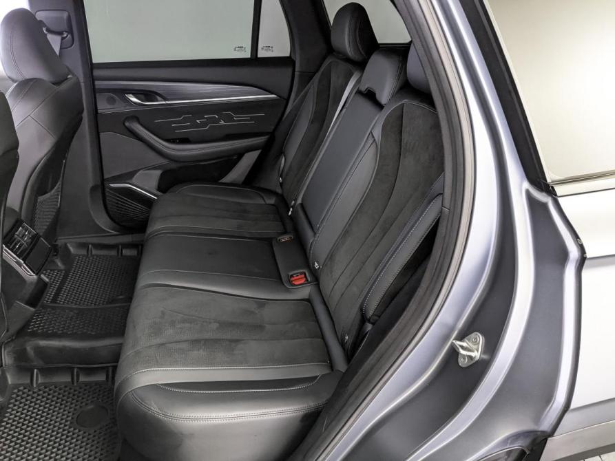 Geely Monjaro I Москва  - изображение 18