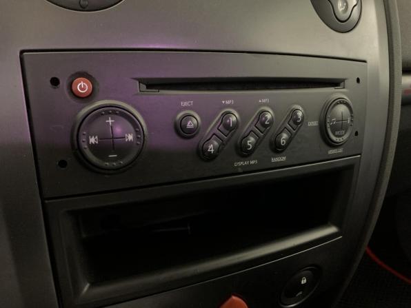 Renault Megane II Рестайлинг с пробегом 2007 года, цена 277 000 рублей, 214898 км, хэтчбек, Автокод Объявления