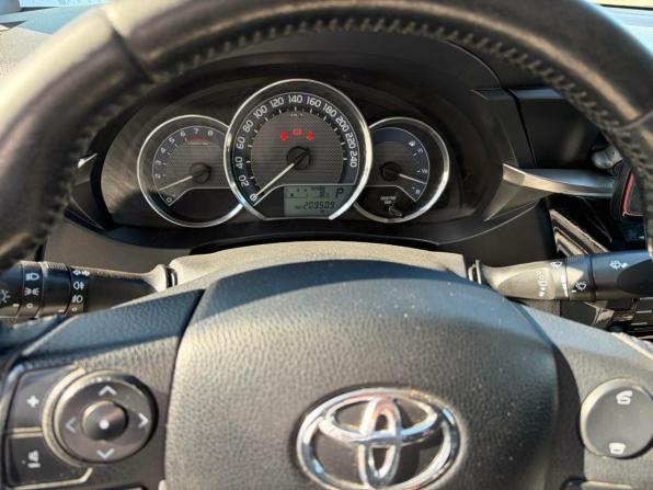 Toyota Corolla XI (E160 E170 E180) с пробегом 2013 года, цена 1 042 000 рублей, 209509 км, седан, Автокод Объявления