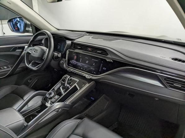 Geely Atlas Pro с пробегом 2023 года, цена 1 890 000 рублей, 53731 км, внедорожник, Автокод Объявления