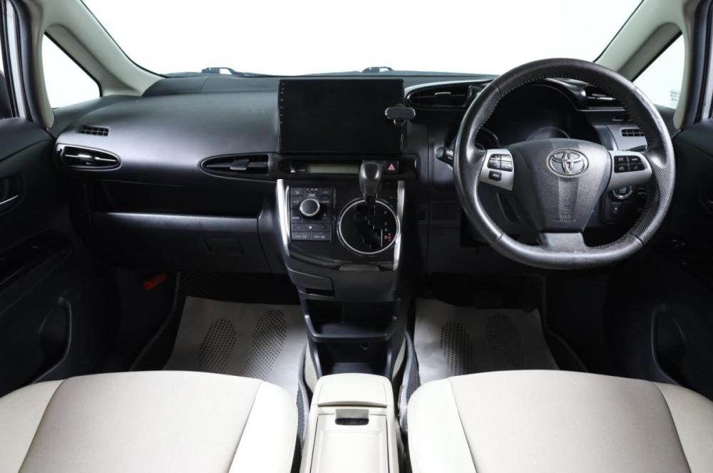 Toyota Wish II Рестайлинг Новосибирск  - изображение 9