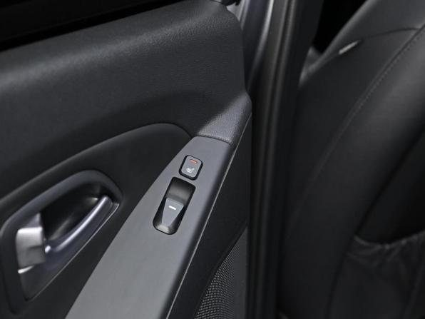 Hyundai ix35 I Рестайлинг с пробегом 2014 года, цена 1 249 000 рублей, 200000 км, внедорожник, Автокод Объявления