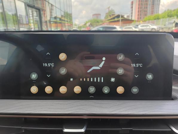 Exeed LX I Рестайлинг 2 с пробегом 2023 года, цена 2 245 400 рублей, 53675 км, внедорожник, Автокод Объявления