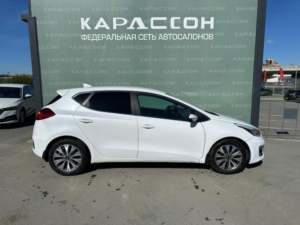Kia Ceed II Рестайлинг с пробегом 2018 года, цена 1 365 000 рублей, 179540 км, хэтчбек, Автокод Объявления