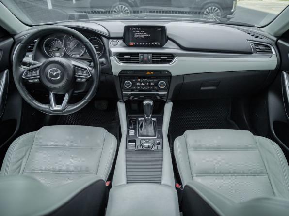 Mazda 6 III (GJ) Рестайлинг с пробегом 2017 года, цена 1 485 000 рублей, 244000 км, седан, Автокод Объявления