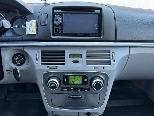 Hyundai Sonata V (NF) с пробегом 2005 года, цена 545 000 рублей, 240875 км, седан, Автокод Объявления