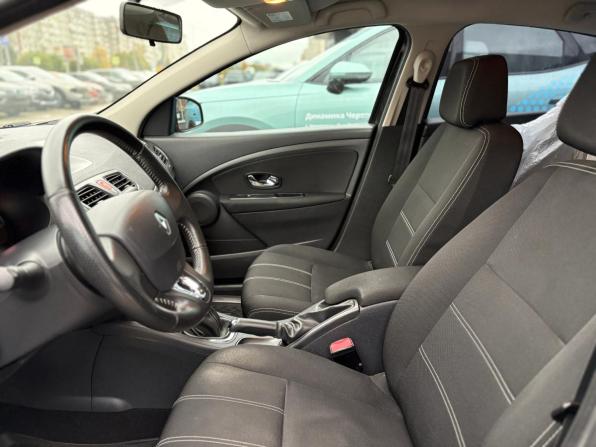Renault Fluence I Рестайлинг с пробегом 2014 года, цена 877 000 рублей, 131286 км, седан, Автокод Объявления