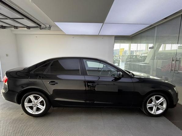 Audi A4 IV (B8) Рестайлинг с пробегом 2013 года, цена 1 350 000 рублей, 123844 км, седан, Автокод Объявления
