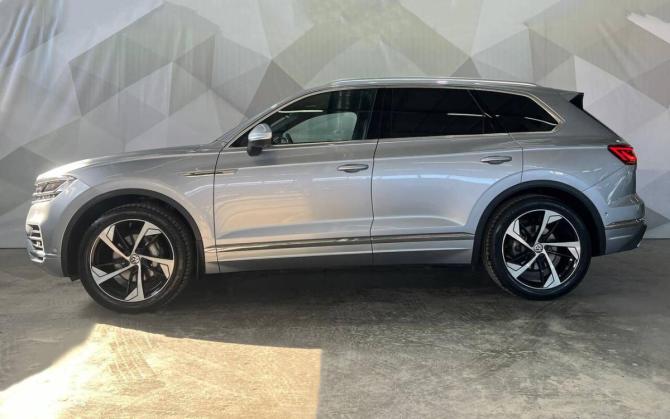 Volkswagen Touareg III с пробегом 2020 года, цена 5 400 000 рублей, 87997 км, внедорожник, Автокод Объявления