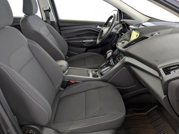 Ford Kuga II Рестайлинг с пробегом 2018 года, цена 1 795 000 рублей, 96115 км, внедорожник, Автокод Объявления