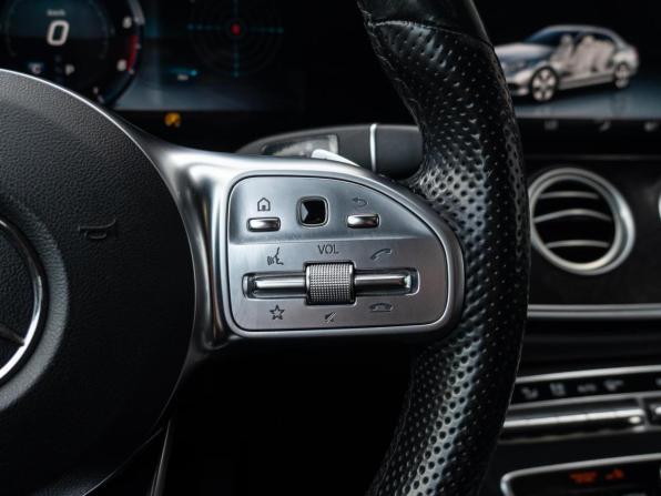 Mercedes-Benz E-Класс V (W213 S213 C238) с пробегом 2018 года, цена 3 200 000 рублей, 108330 км, седан, Автокод Объявления
