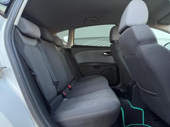 SEAT Leon II Рестайлинг с пробегом 2010 года, цена 670 000 рублей, 181117 км, хэтчбек, Автокод Объявления