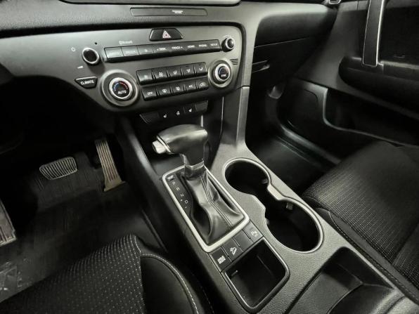 Kia Sportage IV Рестайлинг с пробегом 2019 года, цена 1 649 000 рублей, 217615 км, внедорожник, Автокод Объявления