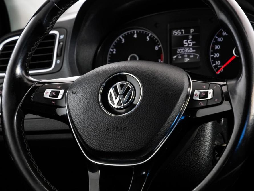 Volkswagen Polo V Рестайлинг Санкт-Петербург  - изображение 12