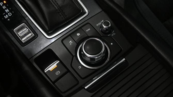 Mazda 6 III (GJ) Рестайлинг с пробегом 2018 года, цена 1 995 000 рублей, 104952 км, седан, Автокод Объявления