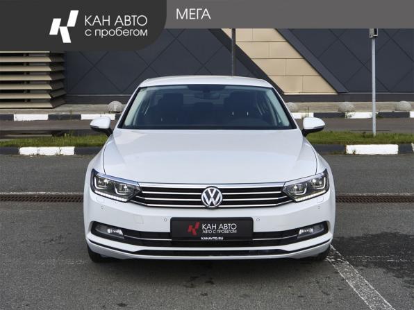 Volkswagen Passat B8 с пробегом 2019 года, цена 2 075 000 рублей, 121278 км, седан, Автокод Объявления