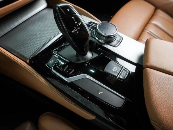 BMW 5 серии VII (G30/G31/G38) с пробегом 2018 года, цена 3 525 000 рублей, 111097 км, седан, Автокод Объявления