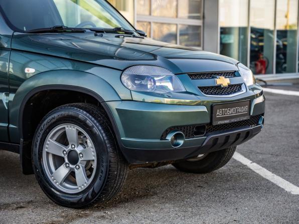 Chevrolet Niva I Рестайлинг с пробегом 2018 года, цена 998 000 рублей, 41986 км, внедорожник, Автокод Объявления