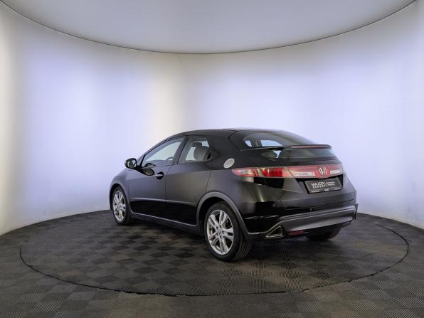 Honda Civic VIII Рестайлинг с пробегом 2010 года, цена 1 280 000 рублей, 96813 км, хэтчбек, Автокод Объявления