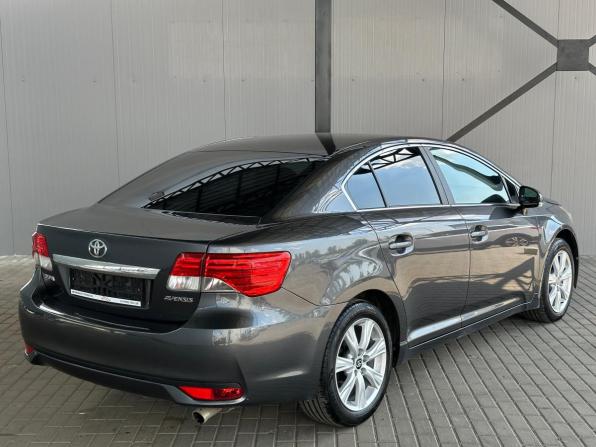 Toyota Avensis III Рестайлинг с пробегом 2012 года, цена 1 250 000 рублей, 180625 км, седан, Автокод Объявления