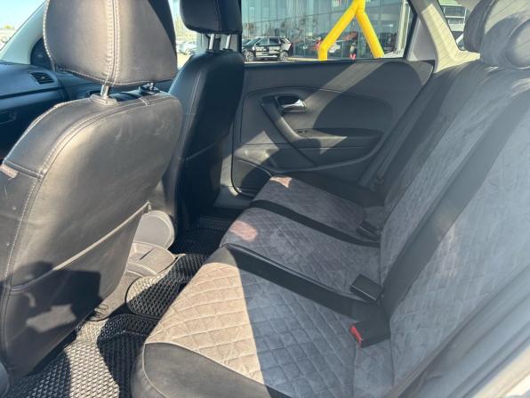 Volkswagen Polo V с пробегом 2012 года, цена 614 000 рублей, 231275 км, седан, Автокод Объявления