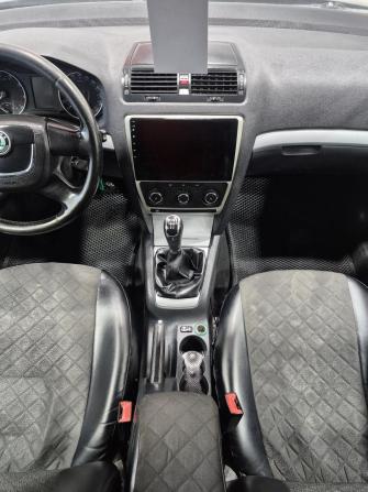 Skoda Octavia II (A5) Рестайлинг с пробегом 2010 года, цена 499 000 рублей, 185000 км, лифтбек, Автокод Объявления