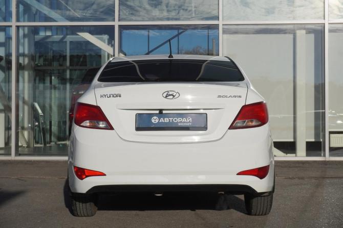 Hyundai Solaris I Рестайлинг с пробегом 2015 года, цена 865 000 рублей, 167682 км, седан, Автокод Объявления