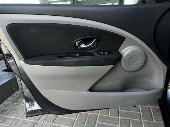 Renault Fluence I с пробегом 2012 года, цена 699 000 рублей, 196899 км, седан, Автокод Объявления