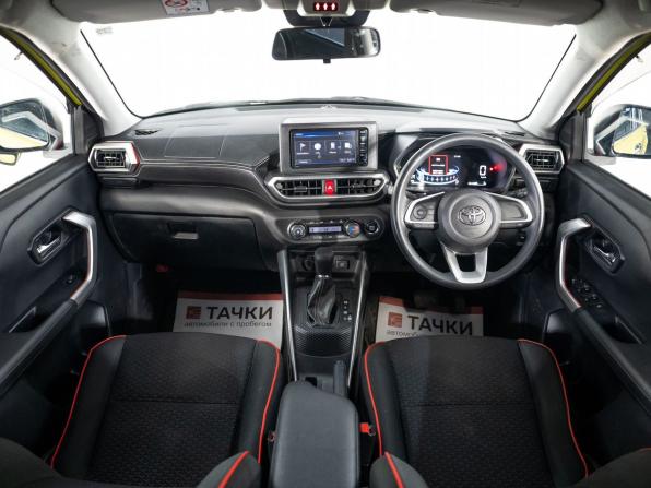 Toyota Raize I с пробегом 2019 года, цена 1 390 000 рублей, 82008 км, внедорожник, Автокод Объявления