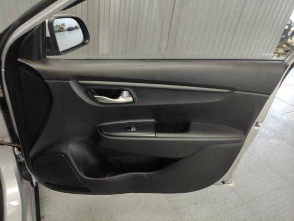 Kia Rio IV с пробегом 2018 года, цена 1 290 000 рублей, 217470 км, хэтчбек, Автокод Объявления
