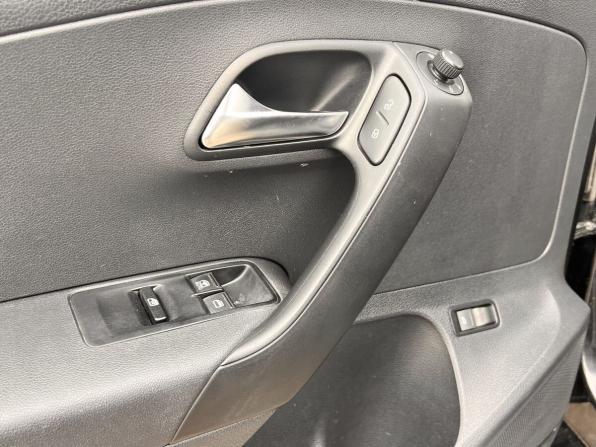 Volkswagen Polo V с пробегом 2013 года, цена 910 000 рублей, 133965 км, седан, Автокод Объявления