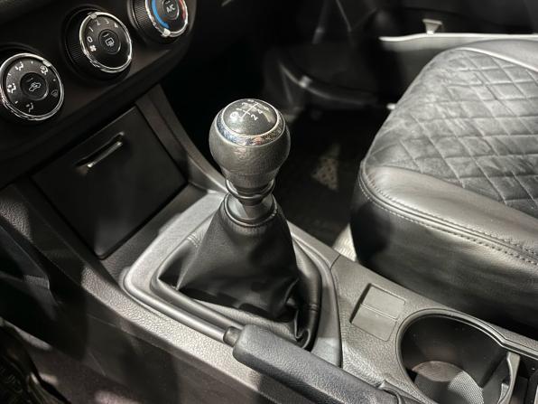 Toyota Corolla XI (E160 E170 E180) с пробегом 2013 года, цена 970 000 рублей, 106141 км, седан, Автокод Объявления