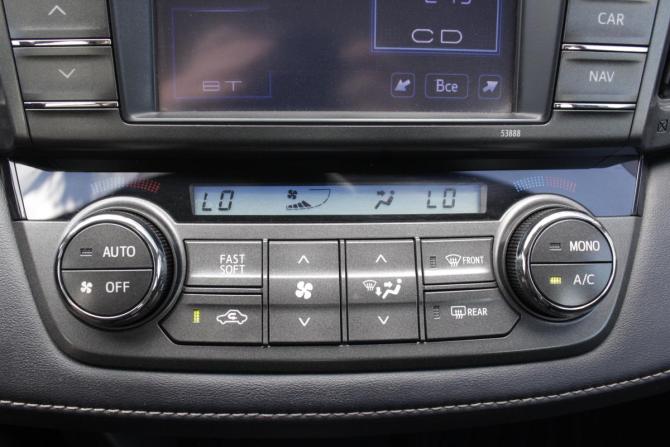 Toyota RAV4 IV (XA40) с пробегом 2013 года, цена 1 790 000 рублей, 170716 км, внедорожник, Автокод Объявления