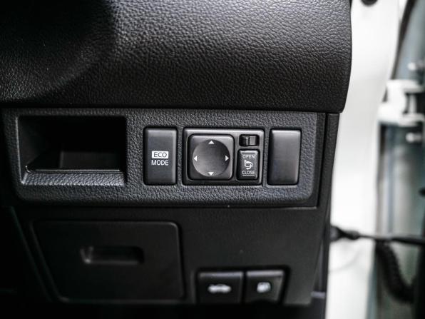 Nissan Tiida I с пробегом 2011 года, цена 840 000 рублей, 79756 км, хэтчбек, Автокод Объявления