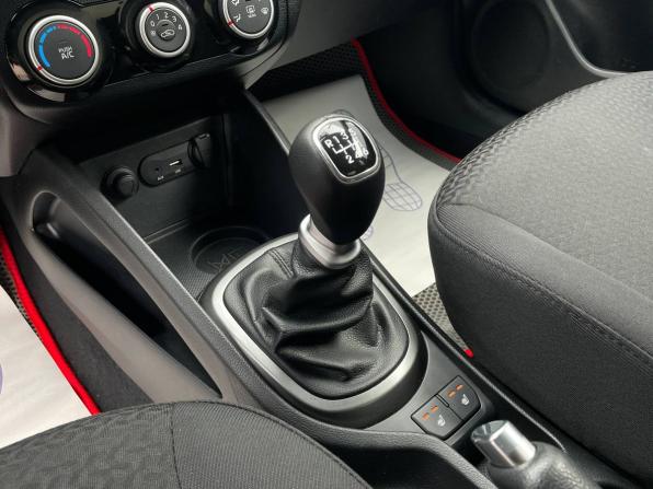 Kia Rio III Рестайлинг с пробегом 2016 года, цена 899 000 рублей, 252411 км, седан, Автокод Объявления