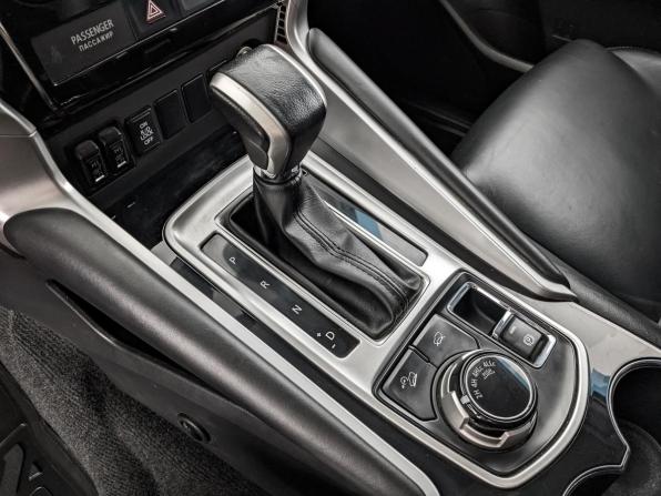 Mitsubishi Pajero Sport III с пробегом 2018 года, цена 3 130 000 рублей, 90102 км, внедорожник, Автокод Объявления