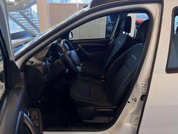 Renault Duster I Рестайлинг с пробегом 2018 года, цена 1 492 000 рублей, 115821 км, внедорожник, Автокод Объявления