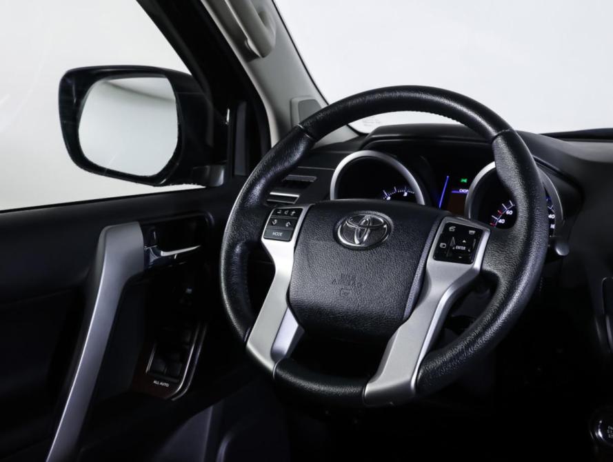 Toyota Land Cruiser Prado 150 Series Рестайлинг 2 Москва  - изображение 13
