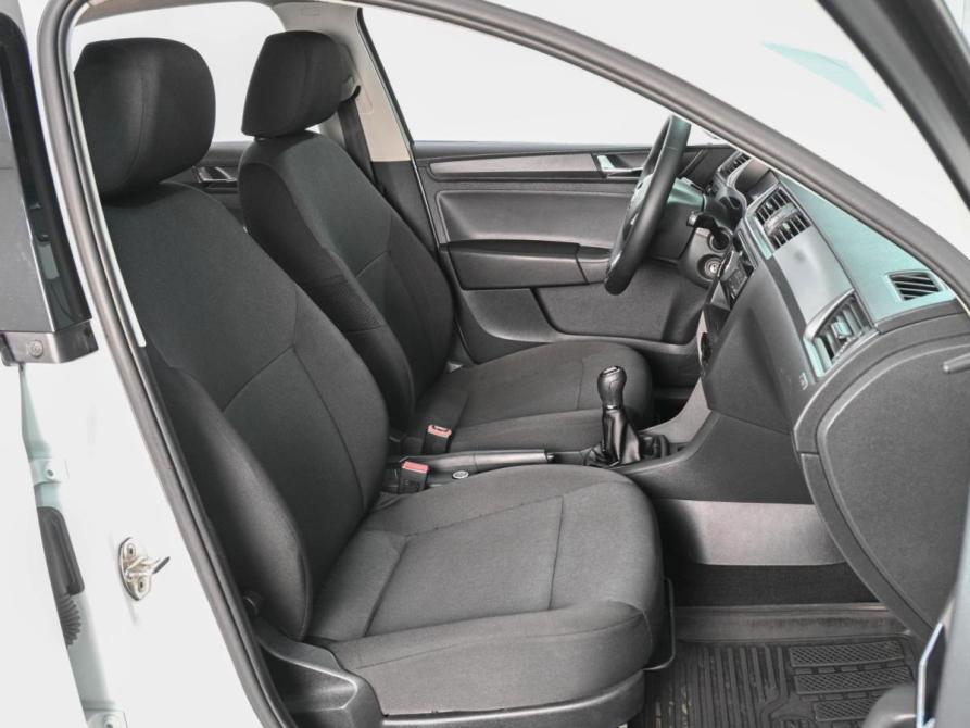 Skoda Rapid I Рестайлинг Ростов-на-Дону  - изображение 8