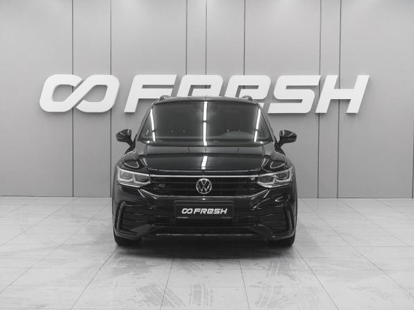 Volkswagen Tiguan II Рестайлинг с пробегом 2021 года, цена 4 270 000 рублей, 93194 км, внедорожник, Автокод Объявления