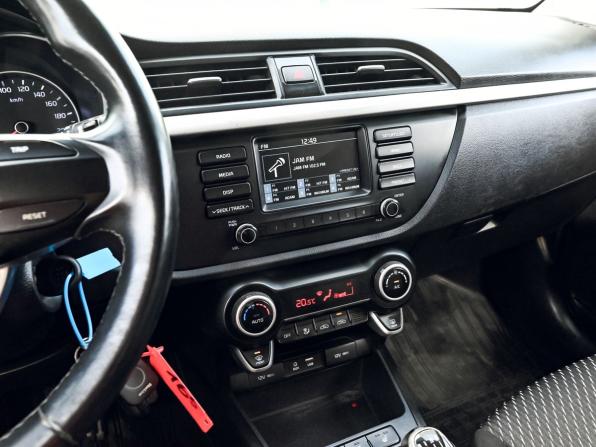 Kia Rio IV с пробегом 2017 года, цена 1 290 000 рублей, 107346 км, хэтчбек, Автокод Объявления