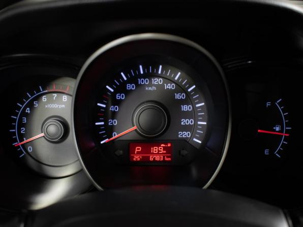 Kia Rio III Рестайлинг с пробегом 2015 года, цена 1 090 000 рублей, 67829 км, седан, Автокод Объявления