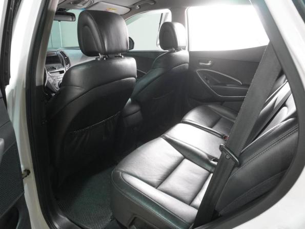 Hyundai Santa Fe III с пробегом 2015 года, цена 1 699 000 рублей, 230572 км, внедорожник, Автокод Объявления