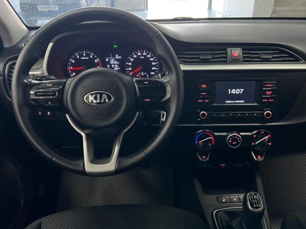 Kia Rio IV Рестайлинг с пробегом 2021 года, цена 1 230 000 рублей, 160988 км, седан, Автокод Объявления